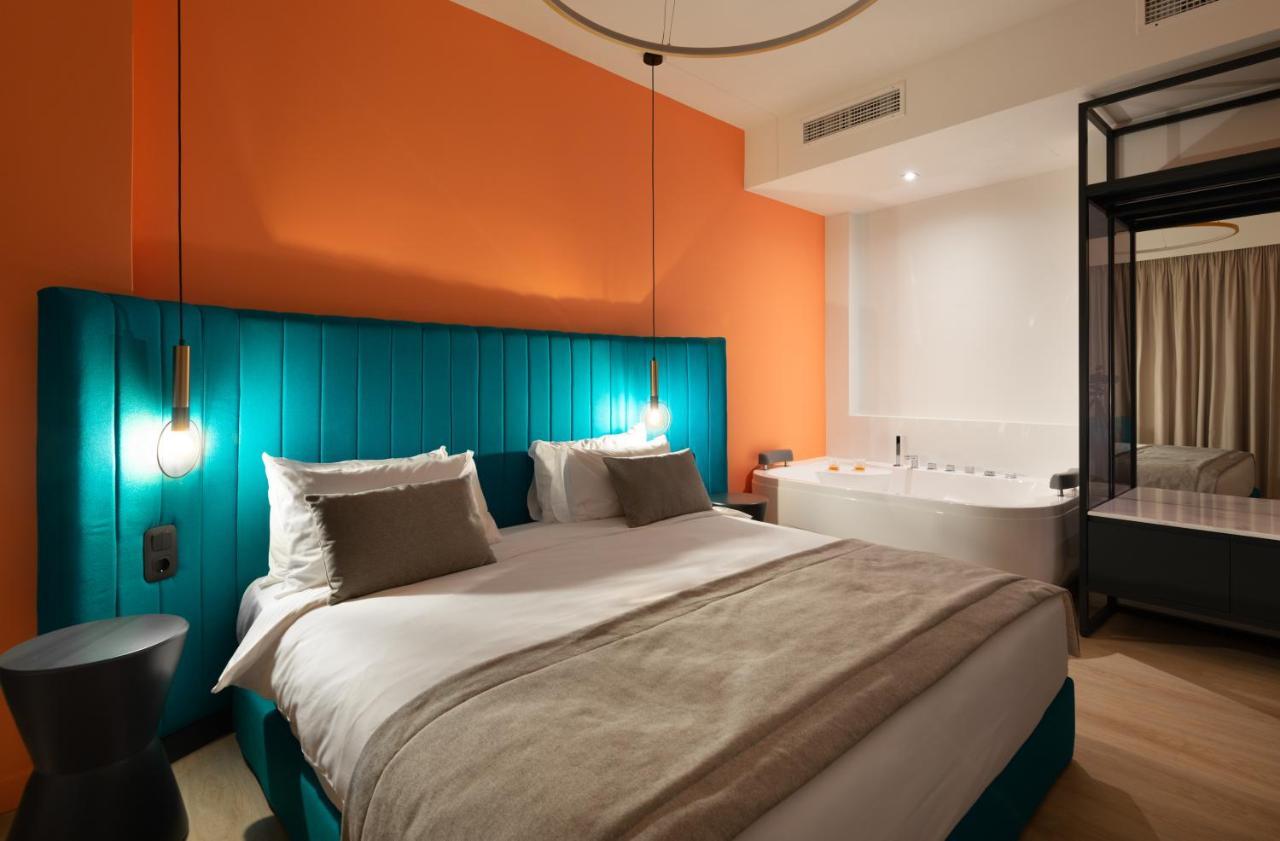 Hotel Colors 4*