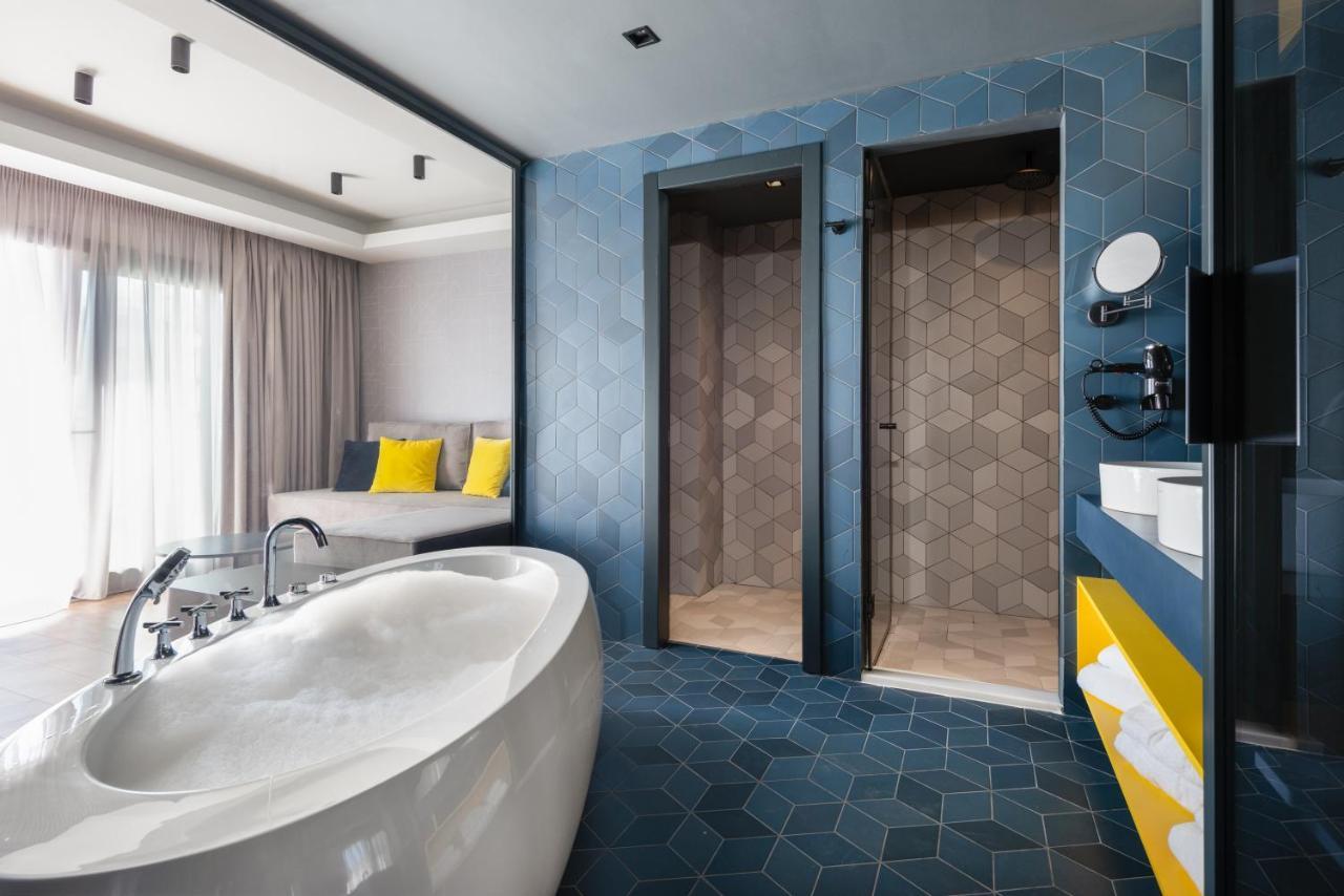 Hotel Colors 4*