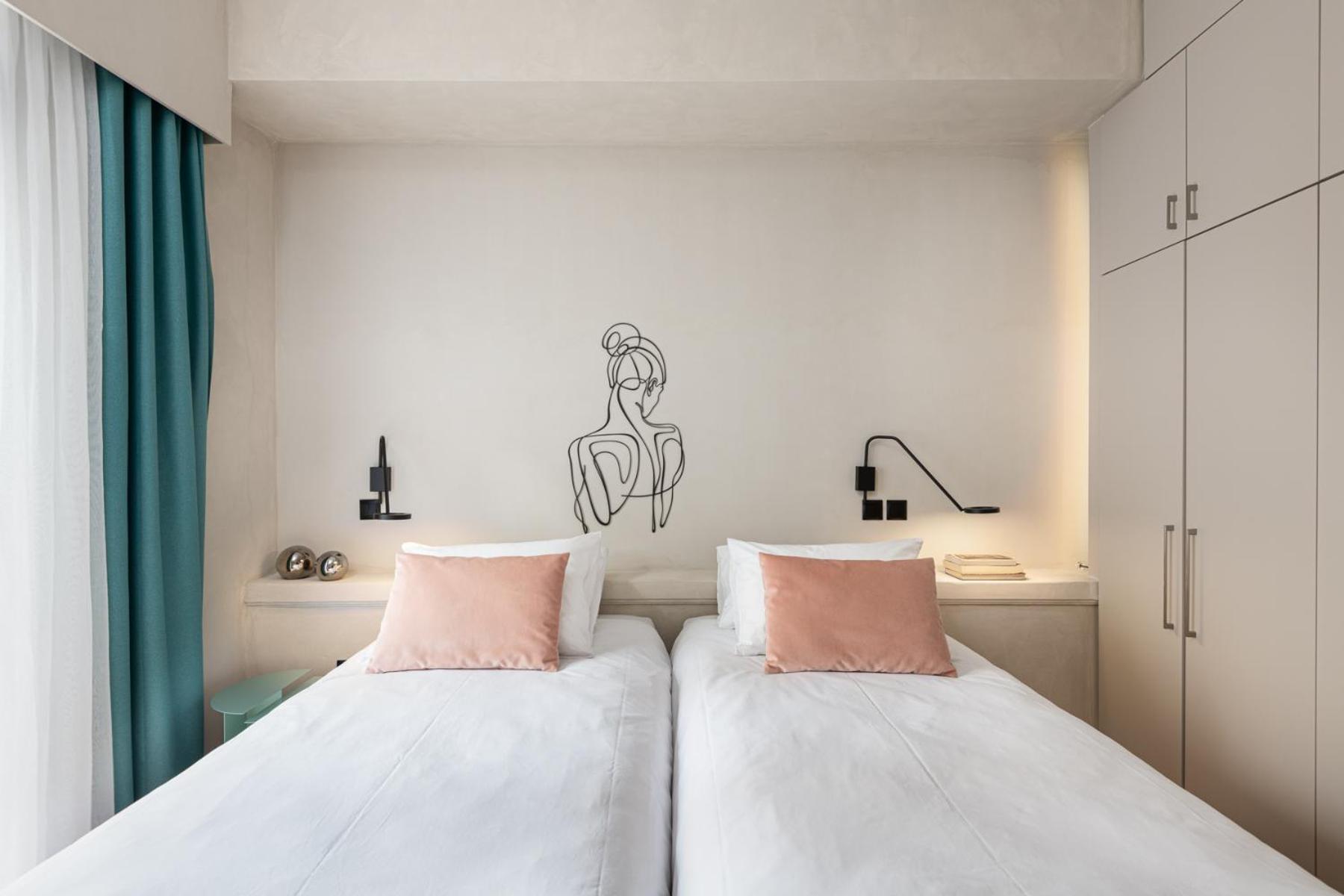 Hotel Colors 4*