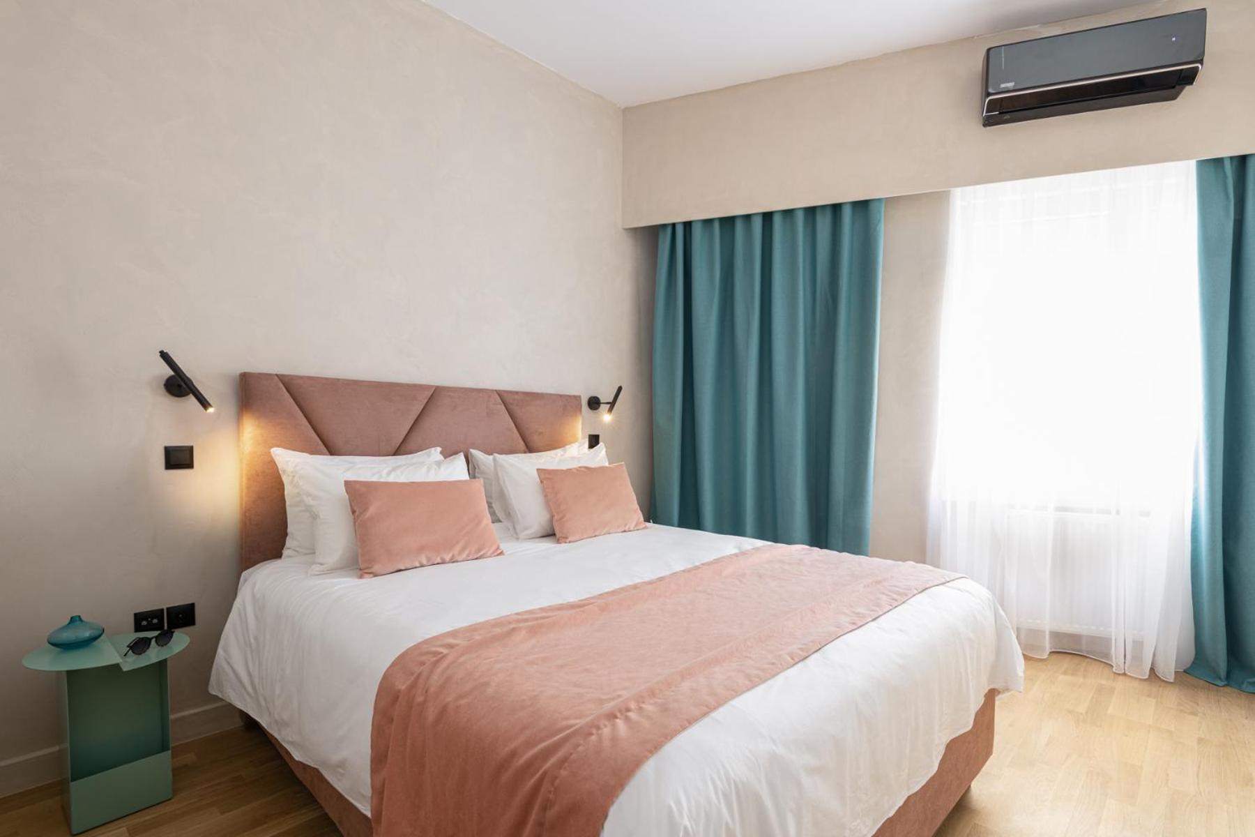 Hotel Colors 4*