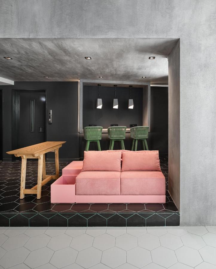 Hotel Colors