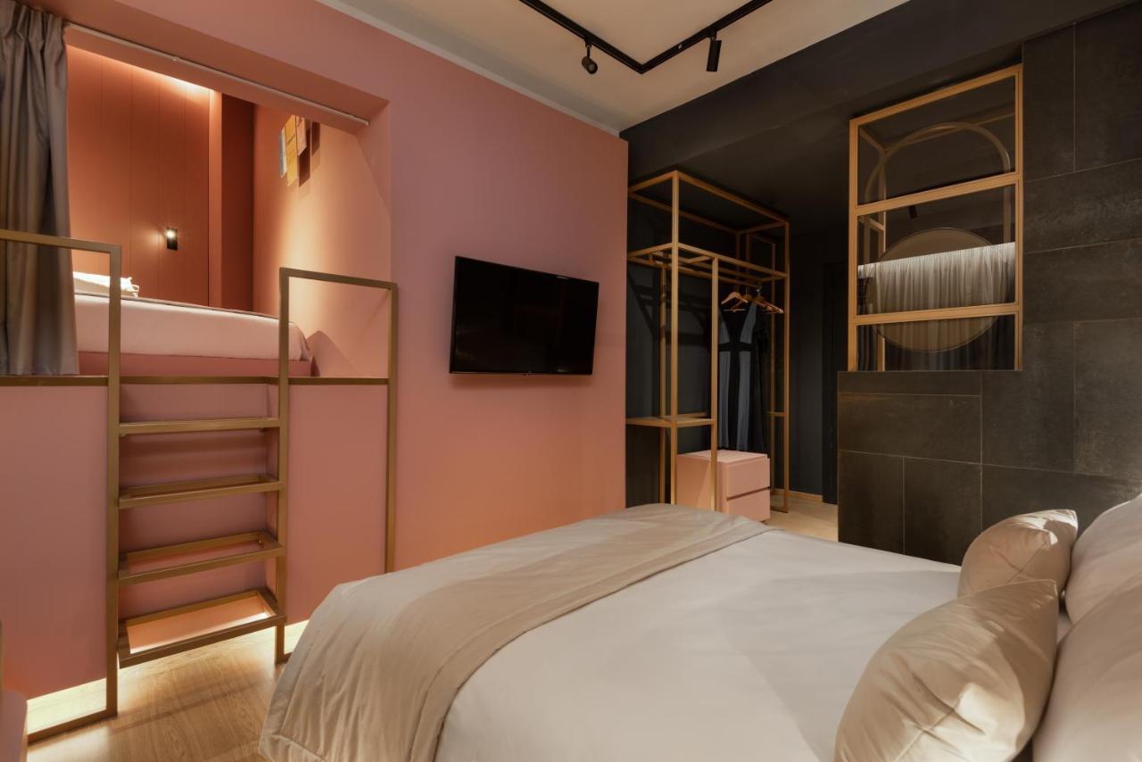 Hotel Colors